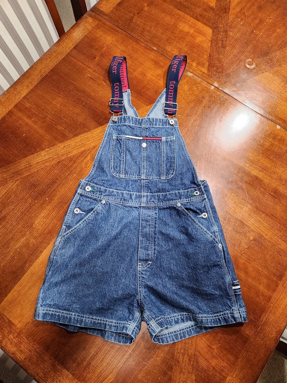 90s Tommy Hilfiger Women's Blue Denim Short Overalls Size Medium